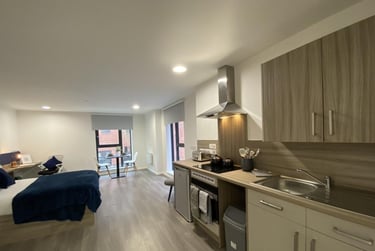 1 bed studio, Hollis Croft, Devonshire Green, Sheffield, S14RR - Image 1